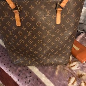 Autentic Louis Vuitton